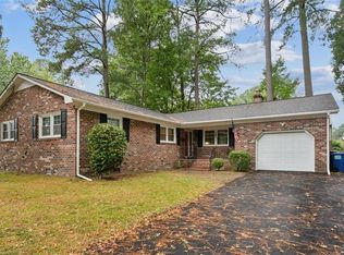 121 Burnham Pl, Newport News, VA 23606