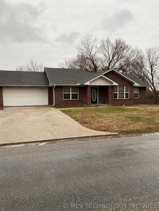 511 S Broadway St, Holdenville, OK, 74848