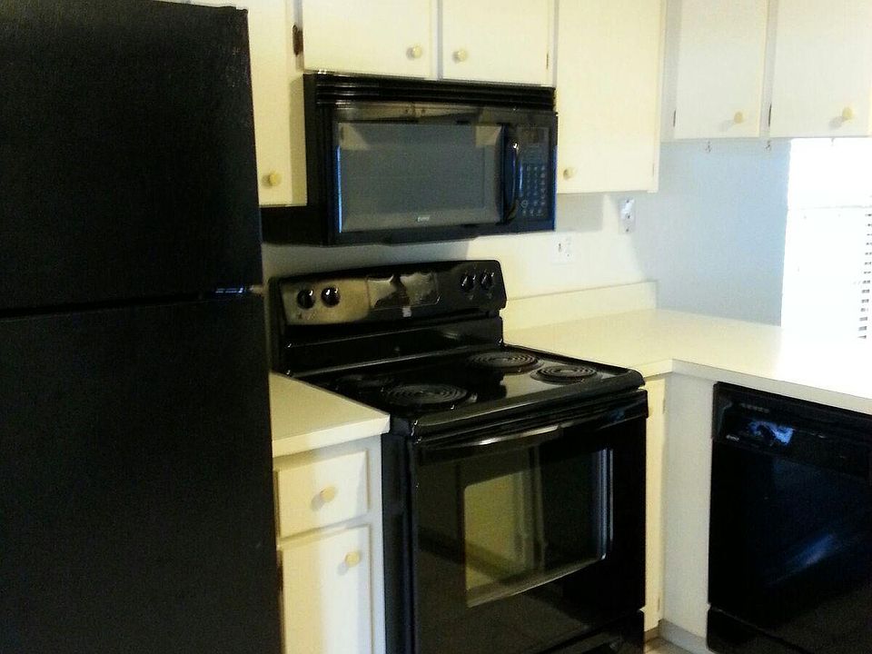 1st image of 1908 Cedar Run Dr