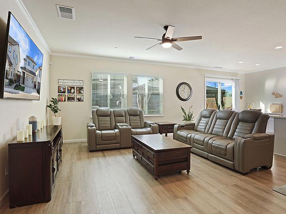 4th image of 1544 Aspire Way