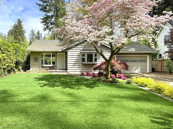 1125 C Ave, Lake Oswego, OR 97034