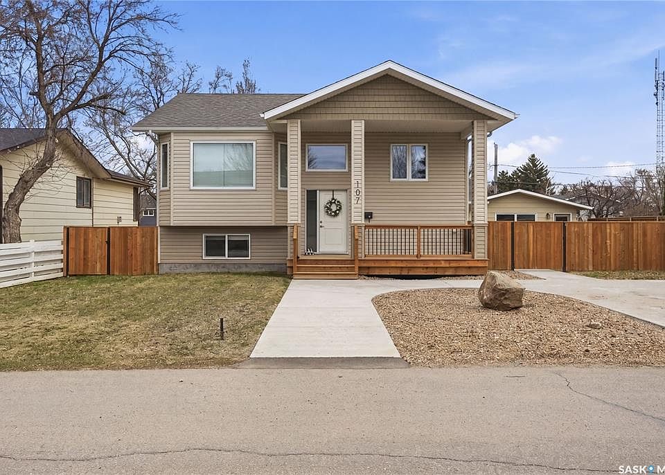 1st image of 107 Valleyview DRIVE