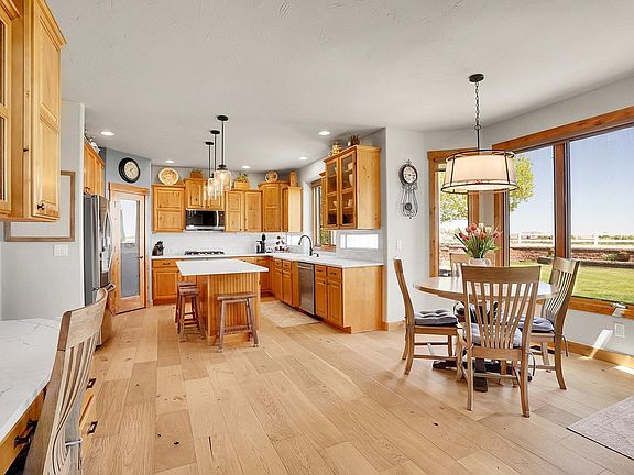 5th image of 8276 Sand Dollar Dr