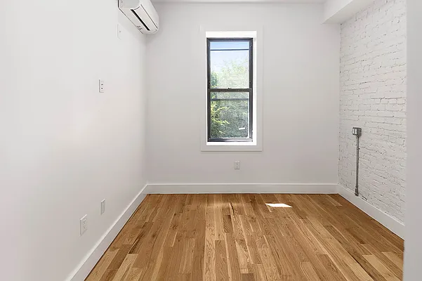 Rented by Five Stone NYC LLC | media 3