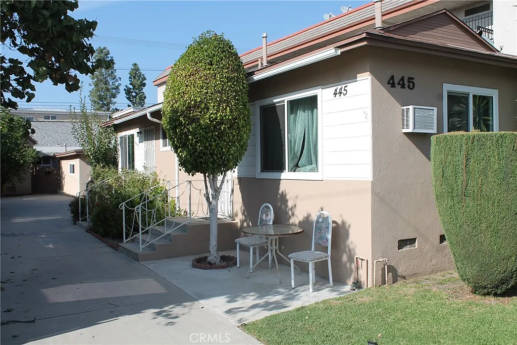 1 bed, 600 sqft, $2,100 — Photo 1