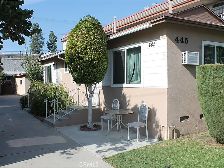 445 E Providencia Ave #A — Photo 1