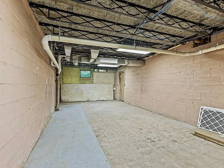 50 Fletcher Pl — Photo 16