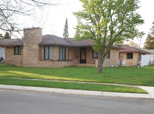 302 W 1st Ave N, Aurora, MN 55705