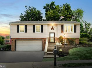 2698 Butternut Ln, York, PA 17408