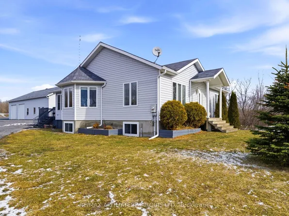 16695 Atchison Rd, South Stormont, ON K0C 1P0