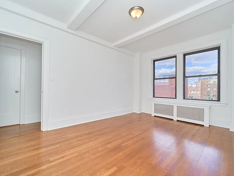 600 W 111th St #12B2 — Photo 8