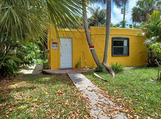 510 Evergreen Dr, Lake Park, FL 33403