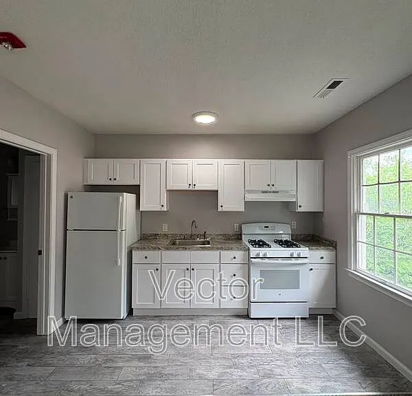 2842 Dixwell Ave #D — Photo 1