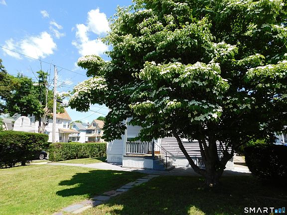 3rd image of 162 Helen Street