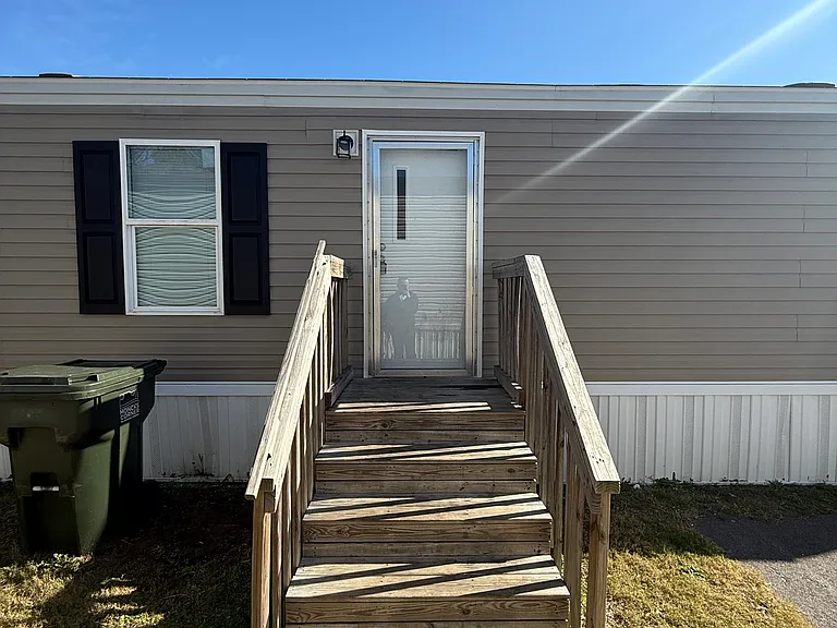 108 Fairground Rd #10 — Photo 31