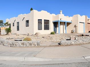992 Graham St, Las Cruces, NM 88001