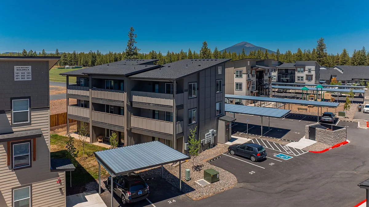 Building Photo - McKenzie Meadows Apartments