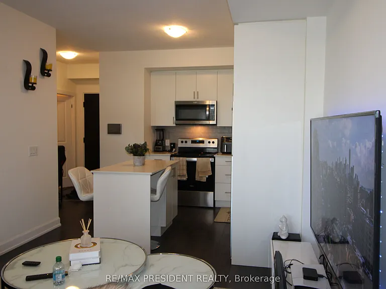 3220 William Coltson Ave #718 — Photo 2