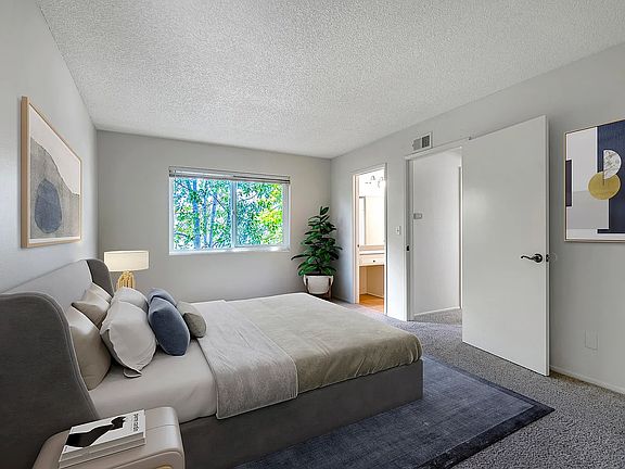 5th image of 7380 Elmhurst Pl