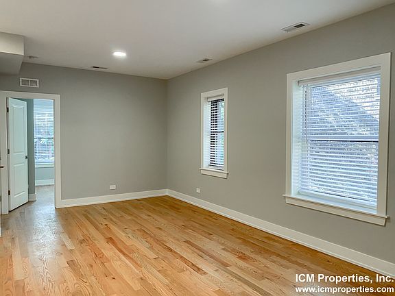 2nd image of 354 W Dickens Ave #21112