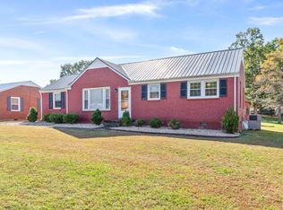 418 Carman Ave, New Johnsonville, TN 37134