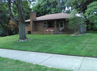 4301 Hunsberger Ave NE, Grand Rapids, MI 49525