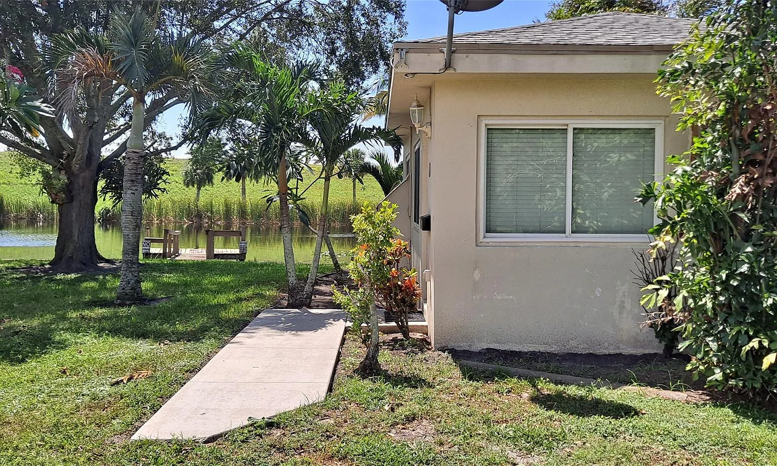 1 bed, 1.0 bath, 650 sqft, $1,050 — Photo 2
