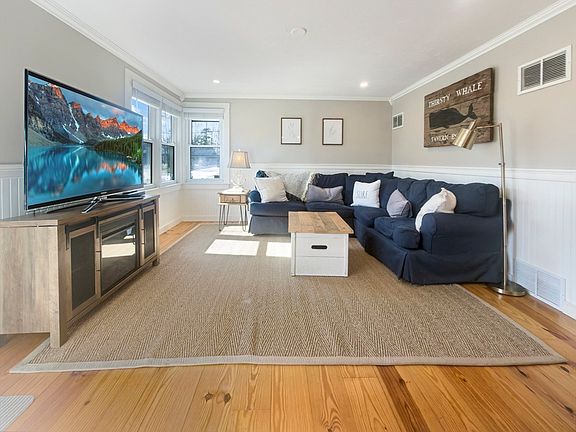 5th image of 12 Mason Street Ext