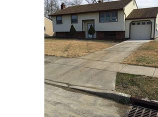 343 Booth Dr, Bellmawr, NJ 08031