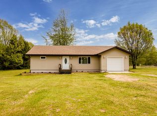 2657 Michael Rd, Eau Claire, MI 49111