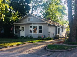 1729 Huizenga St, Muskegon, MI 49442