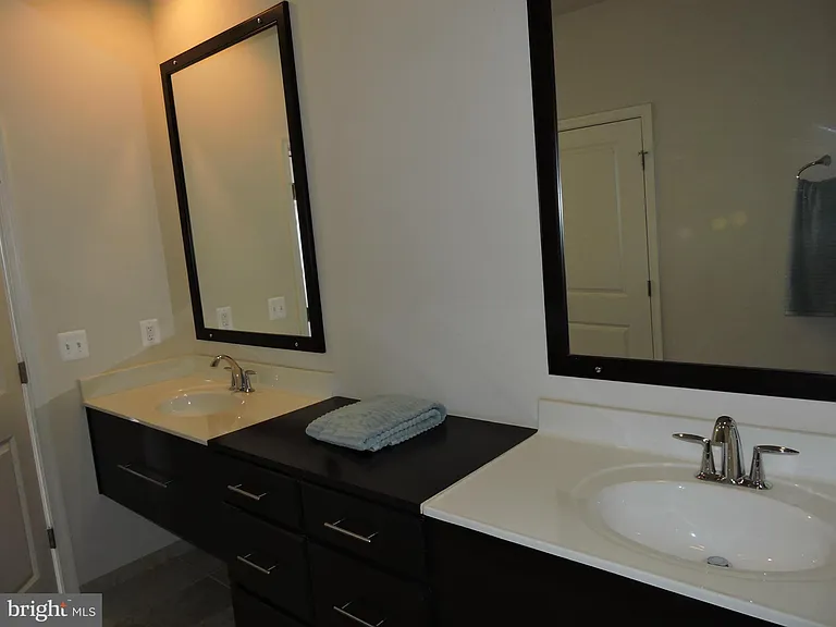 20425 Codman Dr — Photo 15
