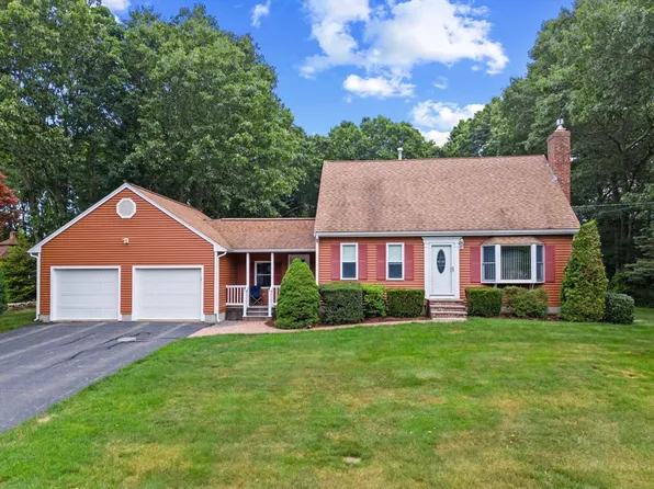 30 Betty Phillips Cir, Taunton, MA 02780