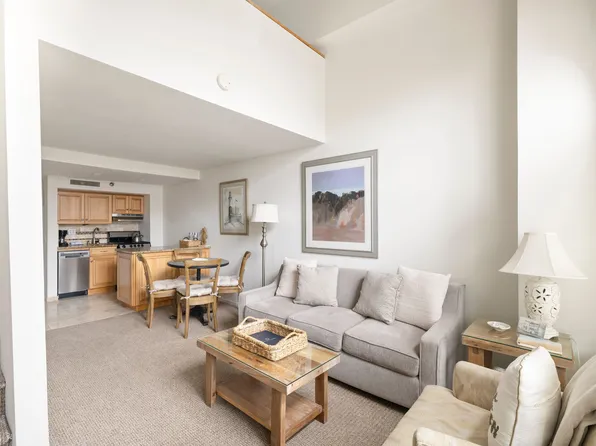 236 Edgemere St Unit 115, Montauk, NY 11954