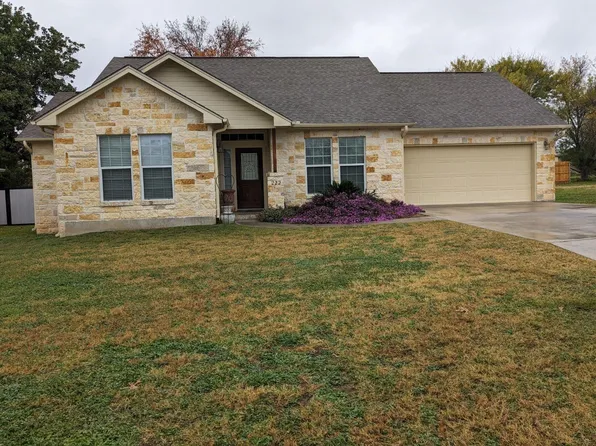 222 Muirfield, Meadowlakes, TX 78654