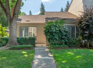 1065 Vanderbilt Way, Sacramento, CA 95825