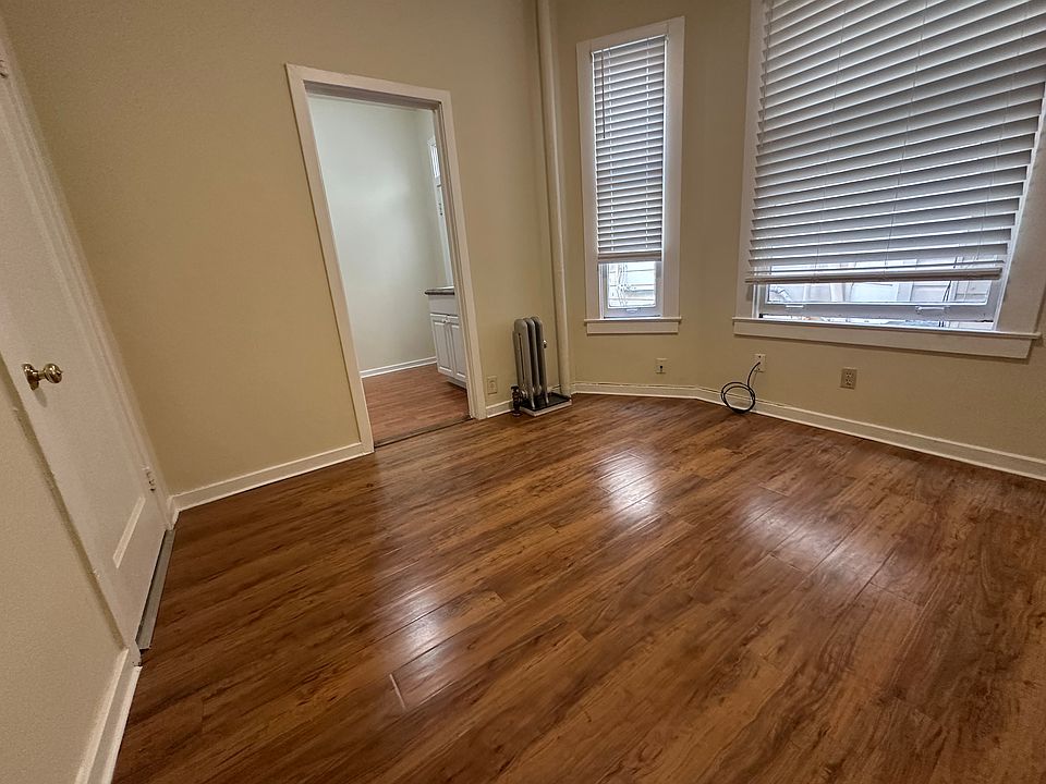 1st image of 1450 Clay St APT 10