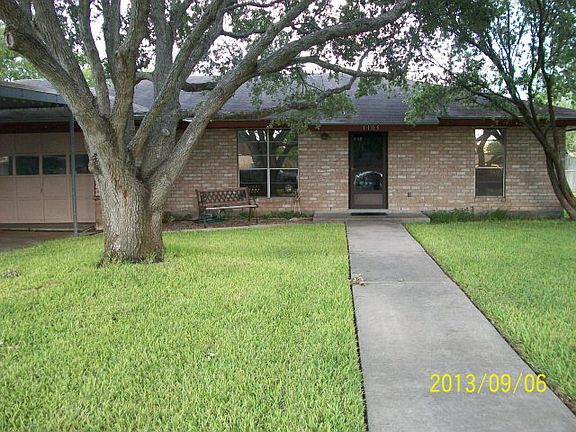 5th image of 1105 N Ivy Ave