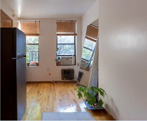 Rented by FirstService Realty (legacy) | media 16