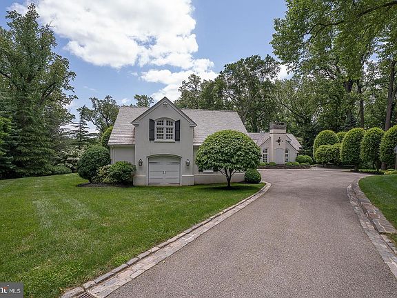 3rd image of 1109 Brynlawn Rd