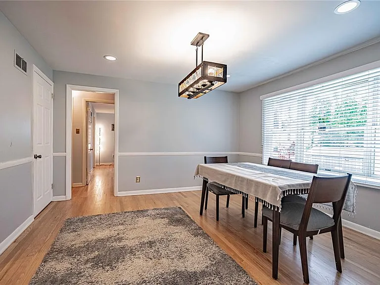 285 Bridle Path Rd — Photo 16