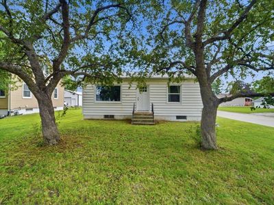 602 E End Ave, Evansdale, IA, 50707