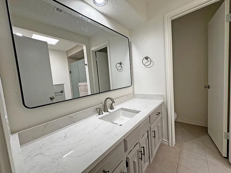 4027 Angelina Dr — Photo 20