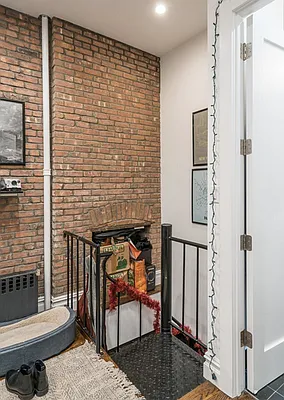 Rented by Douglas Elliman | media 29