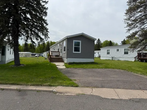 8 Holt Dr, Duluth, MN 55808