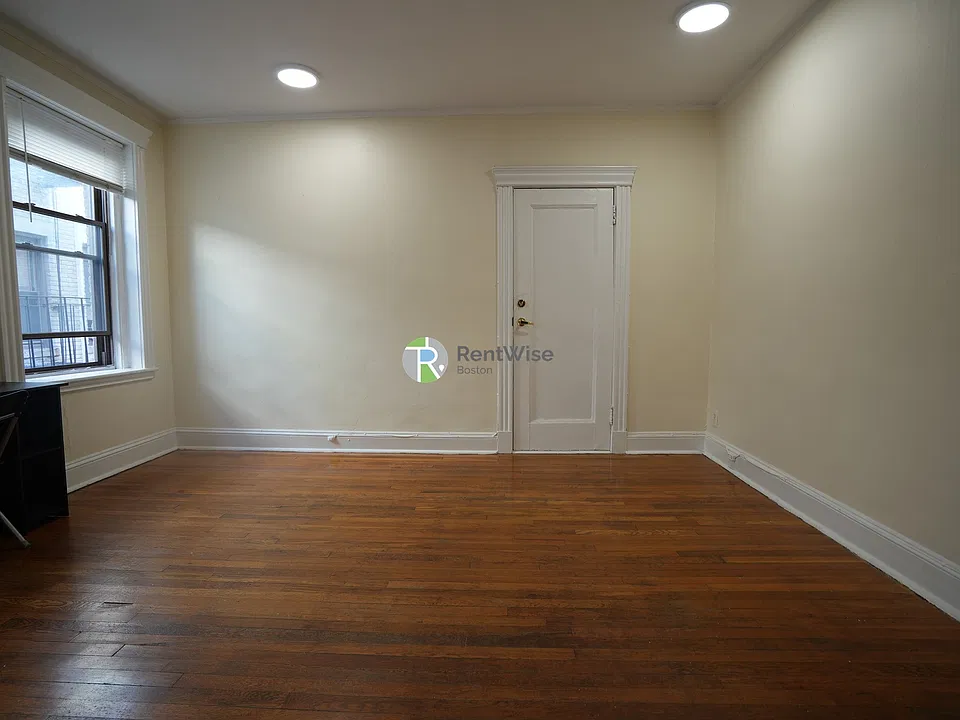 364 Riverway #21