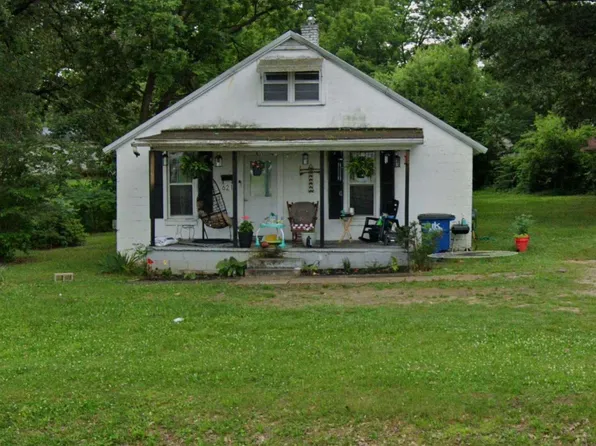 621 Main St, Martin, TN 38237