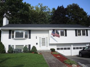 99 Border Rd, Needham, MA 02492