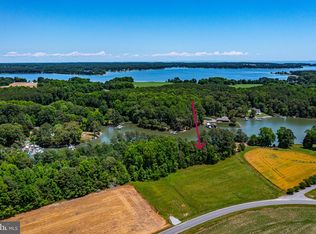 7 Cranes Creek Harbor Dr, Heathsville, VA 22473