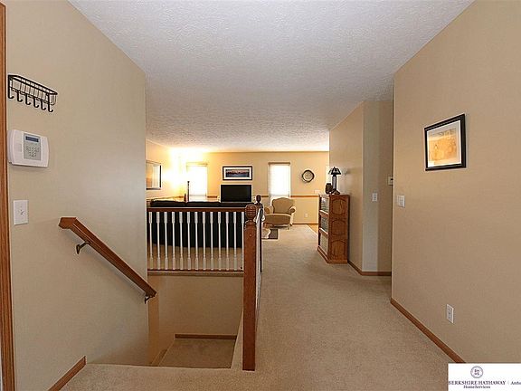 5th image of 15201 Willow Creek Dr